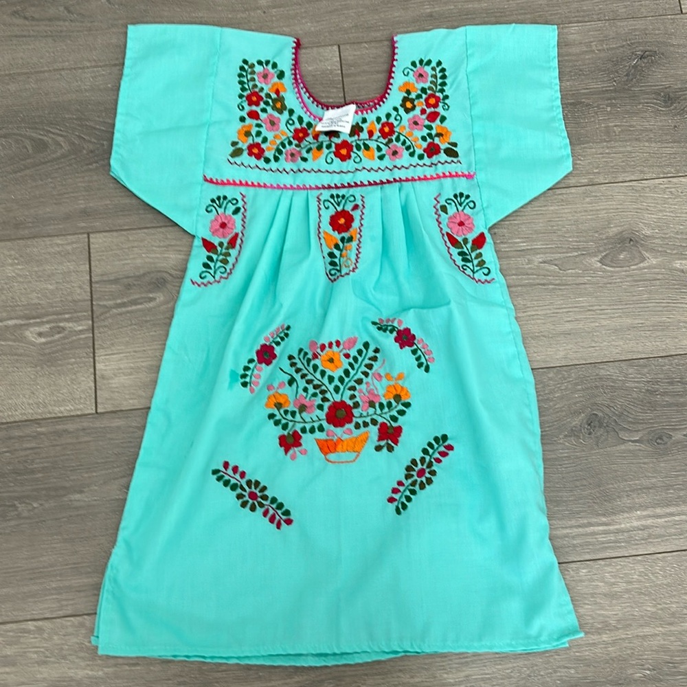 Allegra Luca Girls Embroidered tunic/dress sz 0-12 months
